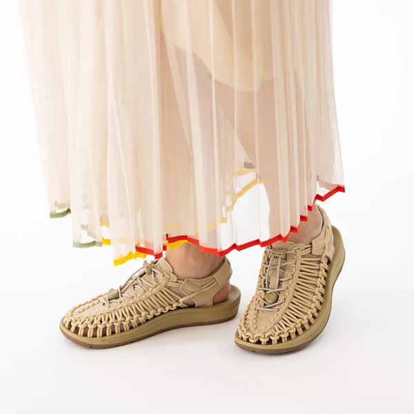 Women's UNEEK Sneaker