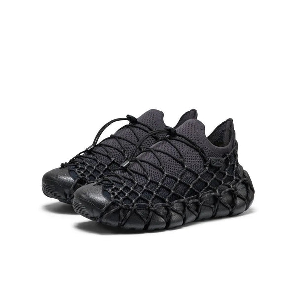 Women's UNEEK 360 Sneaker