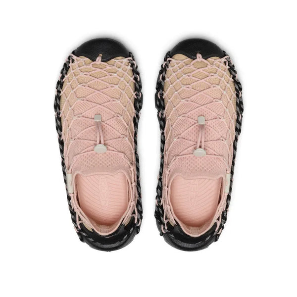 Women's UNEEK 360 Sneaker