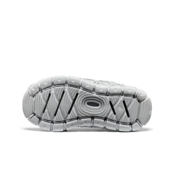Women's UNEEK 360 Sneaker