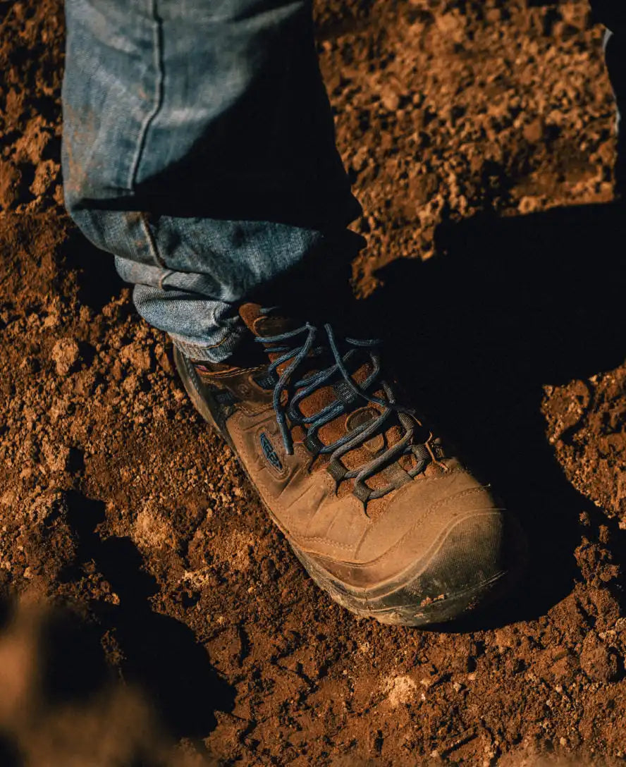 Men's Targhee IV LTR Waterproof Work Boot (Carbon Toe)