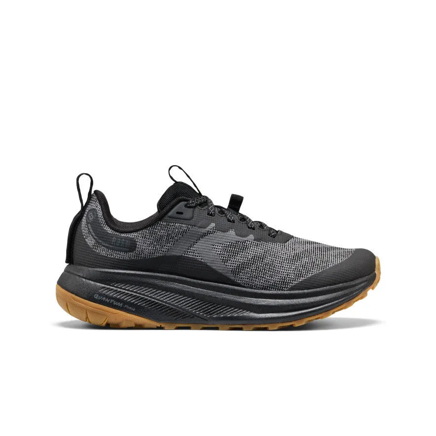Women's Roam Trail Running Shoe Main image